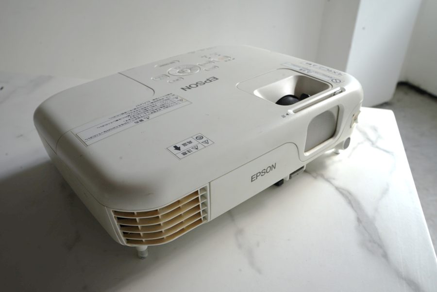プロジェクター EPSON EB-S02H